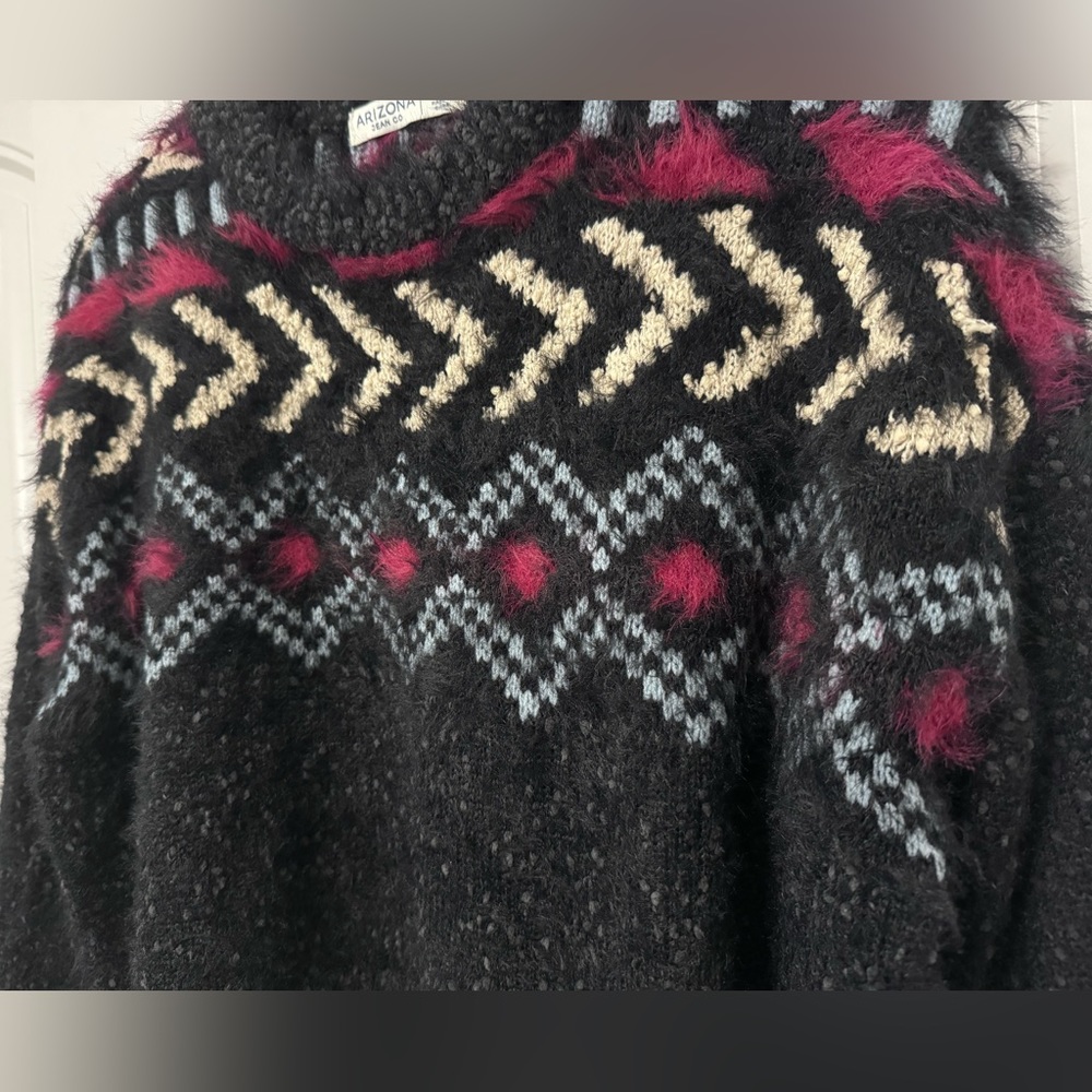 Arizona Jean Fuzzy Cropped Sweater Knit Black & Grey Long Sleeve Sz Small Junior - Picture 9 of 9